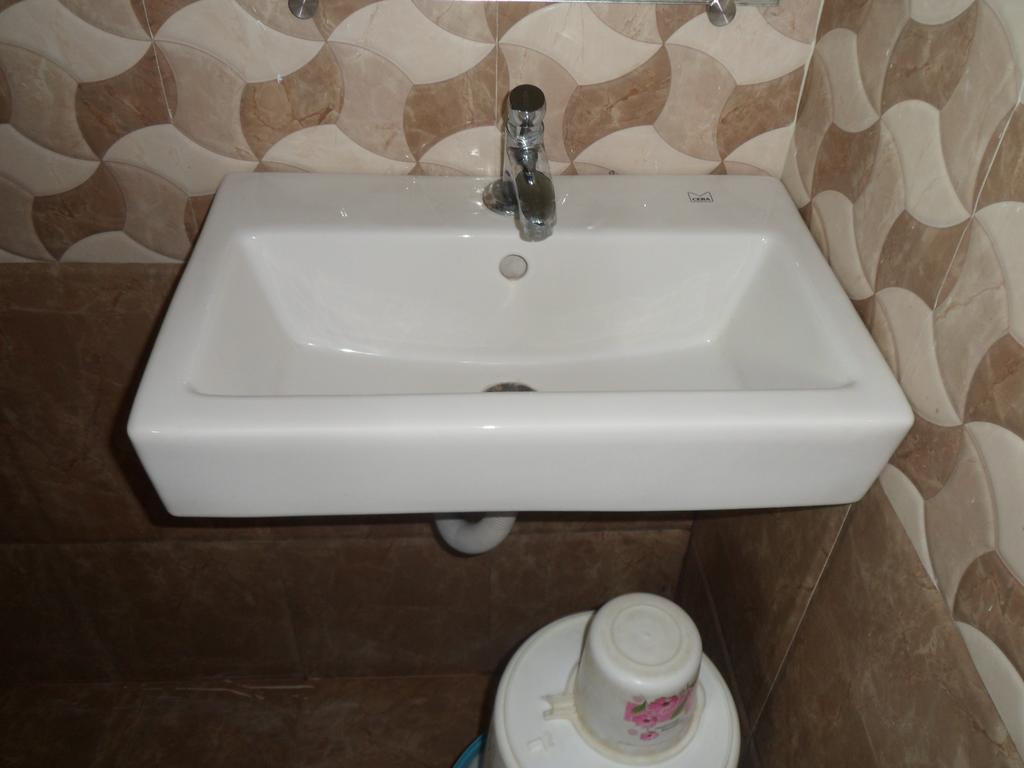 Hotel Rajdeep Inn Ahmedabad Eksteriør billede