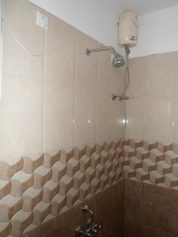 Hotel Rajdeep Inn Ahmedabad Eksteriør billede